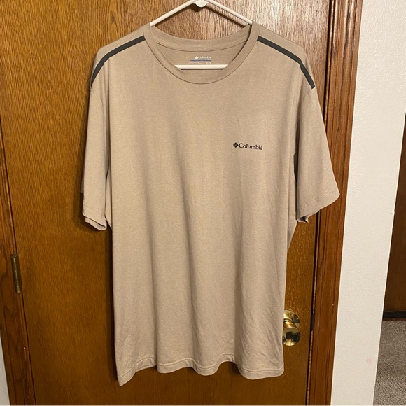 Men’s Extra Large Columbia Omni-Shade Sun Protection Shirt - Picture 9 of 12